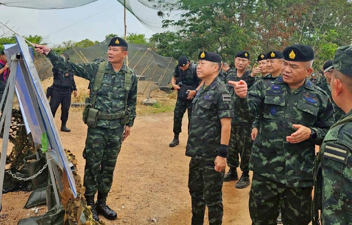 'เสธ.ทบ.'ลงพื้นที่ 'ผามออีแดง' สถาปนาความมั่นคงชายแดนพระวิหาร