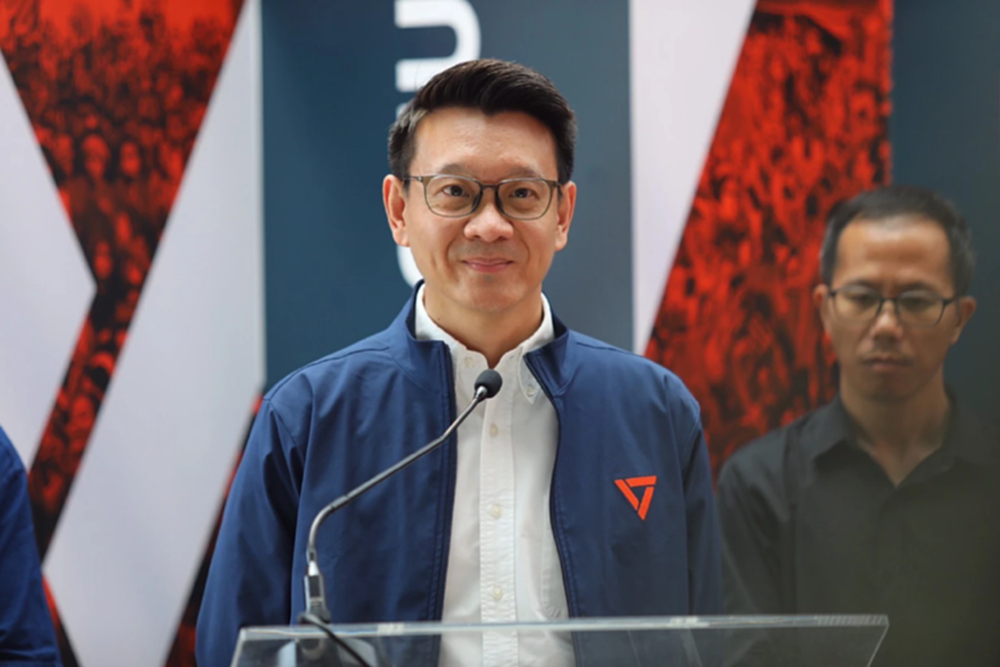 ปชน.ผิดหวัง ศบก.กลับลำไร้ 'ไอ้โม่ง' ตุนน้ำมัน จี้รัฐอย่าโทษ ปชช.