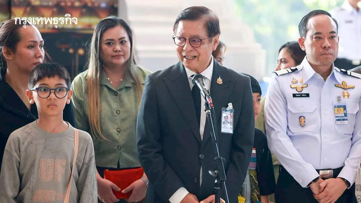 'คนไทยกลุ่มแรก' อพยพจาก 'อิหร่าน' เดินทางถึงไทยแล้ว 29 คน