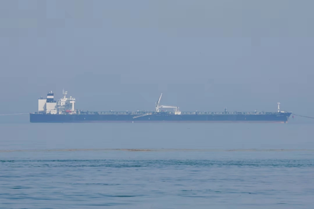 เรือบรรทุกน้ำมันจากรัสเซีย 1.4 แสนตัน ถูกโจมตีในทะเลดำ ใกล้ตุรกี