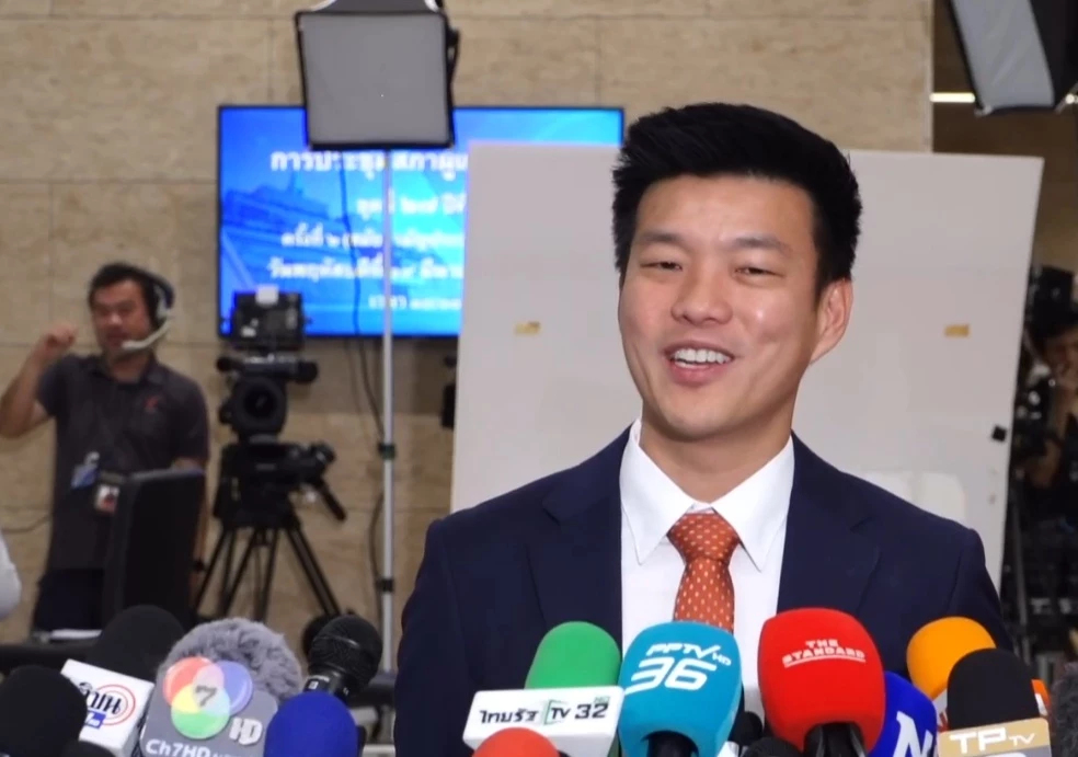 'เท้ง' พร้อมรับผิดชอบถ้ามี 'งูเห่าส้ม' มองเสียงล้น ไร้เหตุผลโหวต