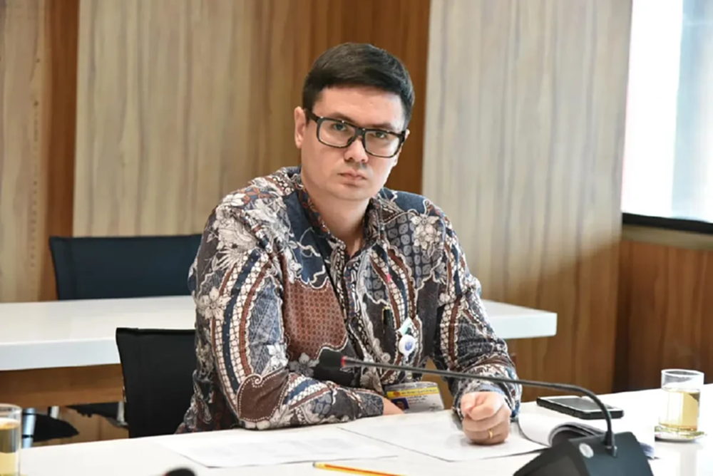 ปชน.รอดูโฉมหน้า ครม.ก่อนร้องจริยธรรมหรือไม่ 24 มี.ค.เชือดงูเห่า