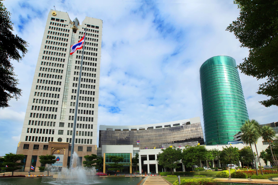 'ปตท.-โออาร์' ตรึงราคาน้ำมัน 15 วัน ช่วยบรรเทาภาระค่าครองชีพประชาชน