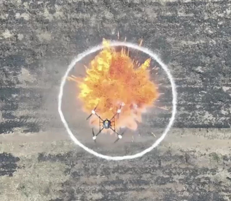 'รอง มทภ. 3' ตรวจเข้มฝึกกองพันเคลื่อนที่เร็ว รับมือภัยคุกคามรูปแบบใหม่