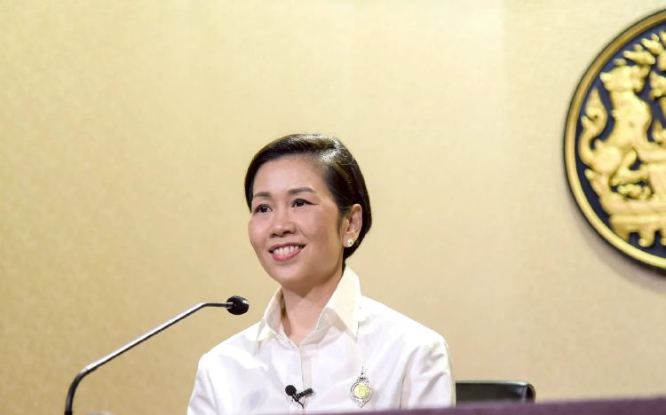 สงกรานต์ 69 รัฐบาล ยันน้ำมันไม่ขาด-ตั๋วไม่ขึ้น คาดคนใช้ 18 ล้านคน
