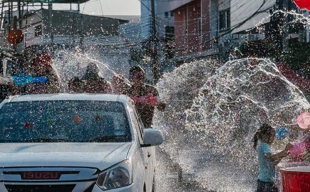 สิงห์บุรีคึกคัก คนแห่เที่ยว 'Songkran Festival สาดสนุก สุขแบบจุกๆ'
