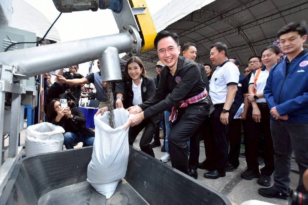 โครงการสู้วิกฤติปุ๋ยแพง "ปุ๋ยสั่งตัดเพื่อ (เกษตรกร) ไทย" ผลงานวิจัย วว.