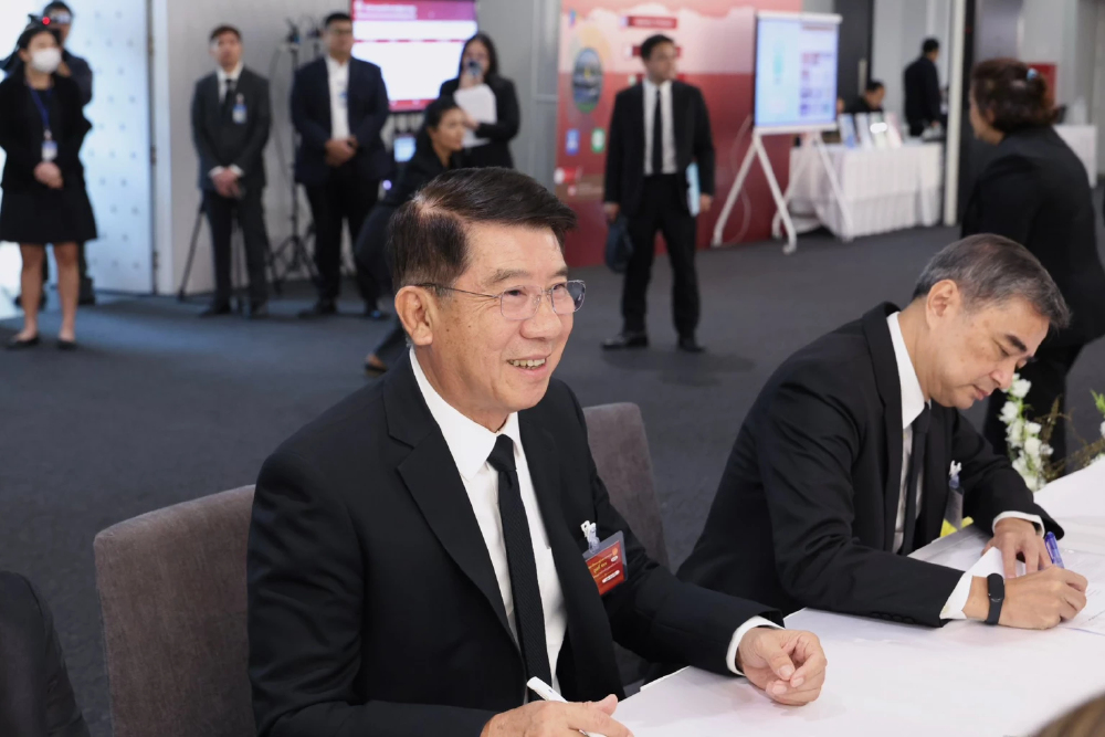 'ชัยวุฒิ' เผย เลือก 'สกลธี-พิทักษ์เดช' นั่ง '2 ปธ.กมธ.' 