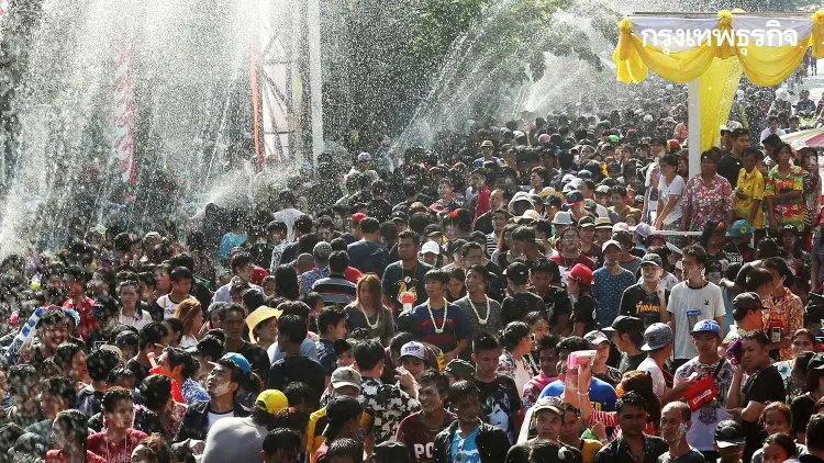 เลี่ยงรถติด ‘สงกรานต์พระประแดง 2569’ ปิดจราจร 3 เส้นทาง จัดขบวนแห่