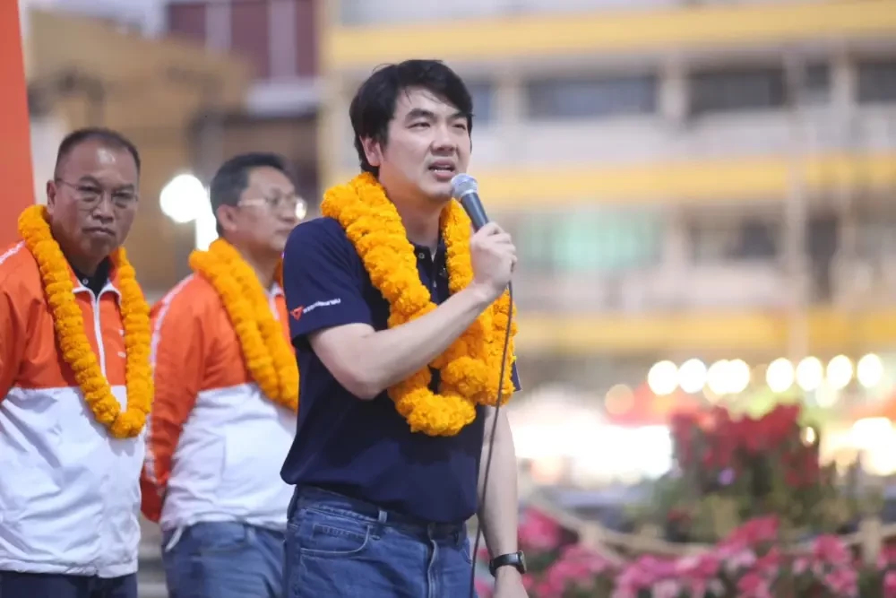 'ปิยบุตร' ลั่นประหลาดสุดในโลก ร่าง กม.ไม่เคยเข้าสภา ล้มล้างได้ไง