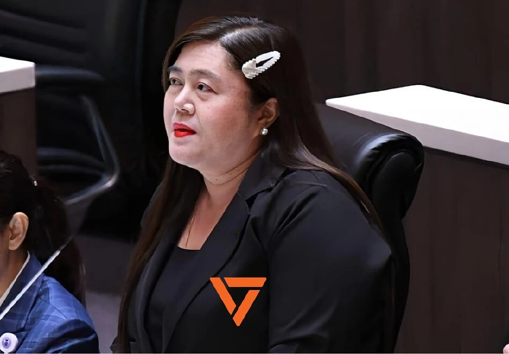 'ครูจวง' แจงด่วน ปมย้ายข้ามห้วย นั่งทีมงาน รมช.ศธ' เพื่อไทย'