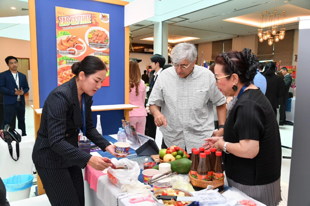 แฟรนไชส์ไทยรุกตลาดสิงคโปร์ ปิดดีล 113 คู่ คาดสร้างรายได้ 69 ล้านบาทใน 1 ปี