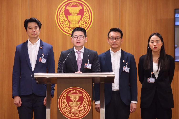 สส.ปชน.จี้รัฐบาลยันร่าง กม.แข่งขันการค้า ก่อนสอบตกมาตรฐาน OECD