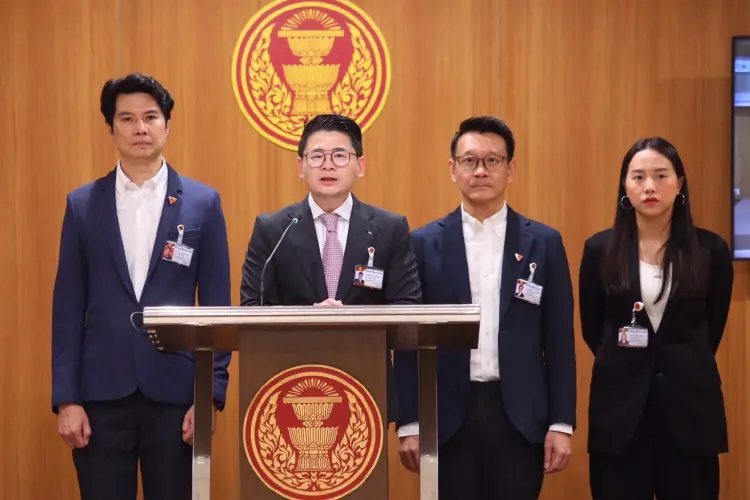 สส.ปชน.จี้รัฐบาลยันร่าง กม.แข่งขันการค้า ก่อนสอบตกมาตรฐาน OECD