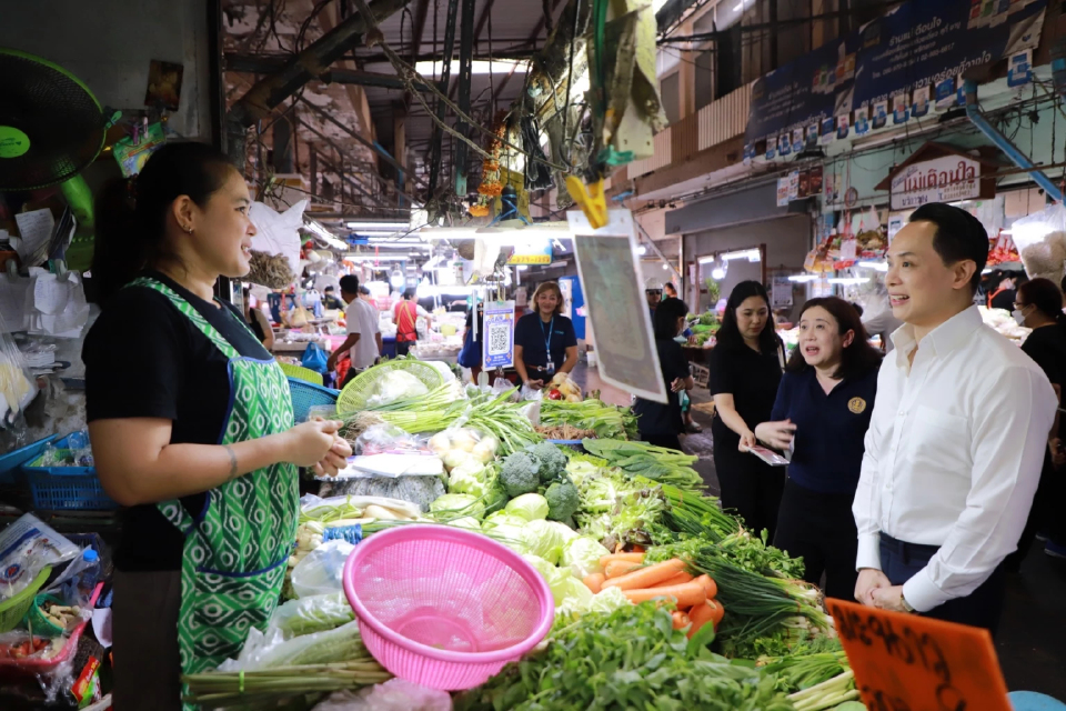 สนค.ติดตามราคาสินค้า รับฟังผู้ประกอบการ เตรียมแถลงเงินเฟ้อ  7  เม.ย.
