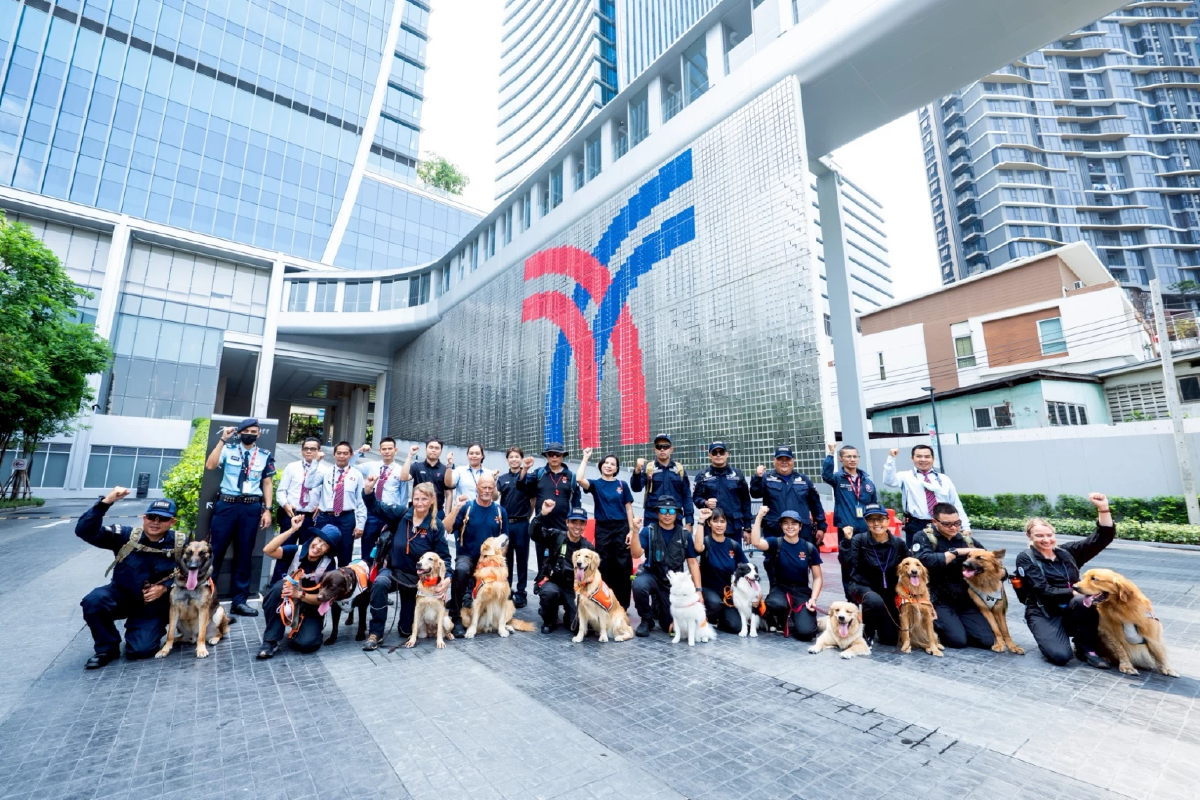 บีทีเอส เปิดสถานีต้อนรับทีม K9 USAR Thailand ฝึกซ้อมเคลื่อนย้ายกำลังพลผ่านระบบรถไฟฟ้า
