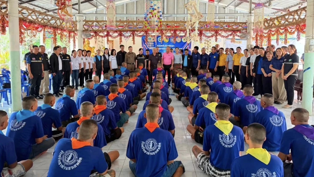 ‘โสภณ’ ลงพื้นที่ติดตามโครงการแก้ปัญหายาเสพติด ให้กำลังใจผู้เข้าบำบัด