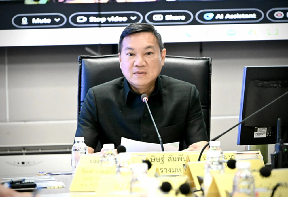 ปลัด มท.ไปเชียงใหม่ถก 17 ผู้ว่าฯเหนือ แก้ฝุ่นพิษ เตือนสวมแมสก์