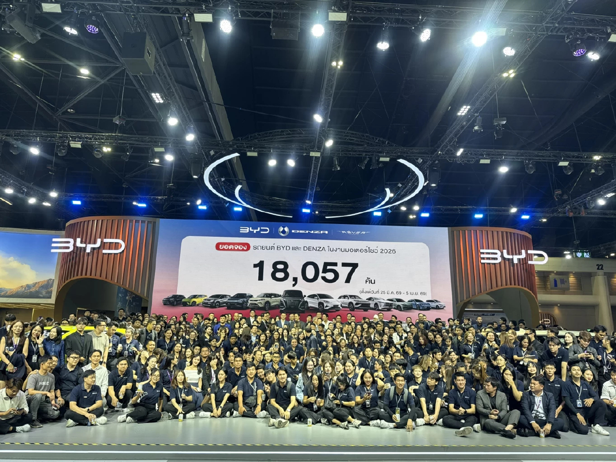 อีวี ดัน ยอดจองมอเตอร์โชว์ หลักแสน มาสด้า เบนซ์ สีสันใหม่ มาแรง 