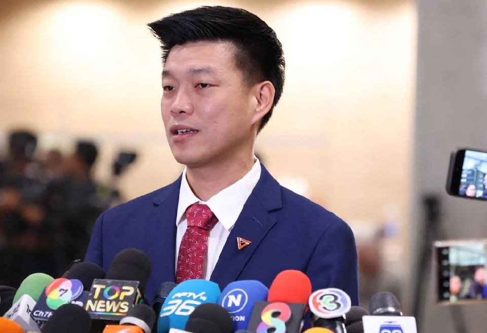 'ณัฐพงษ์' จี้ 'อนุทิน' เร่งสร้างความเชื่อมั่น หวังคลี่คลายไฟใต้