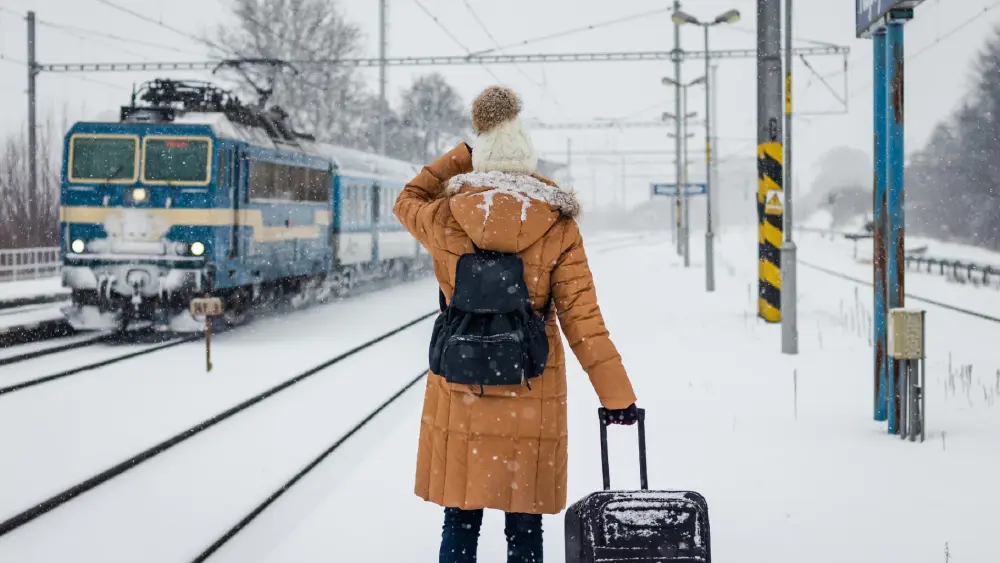 ก็แดดมันร้อน! เทรนด์ Coolcation เลยมาแรง ‘Trip.com’ เผยคนแห่เที่ยวหนีร้อนพึ่งเย็น ยอดค้นหาพุ่ง 237%