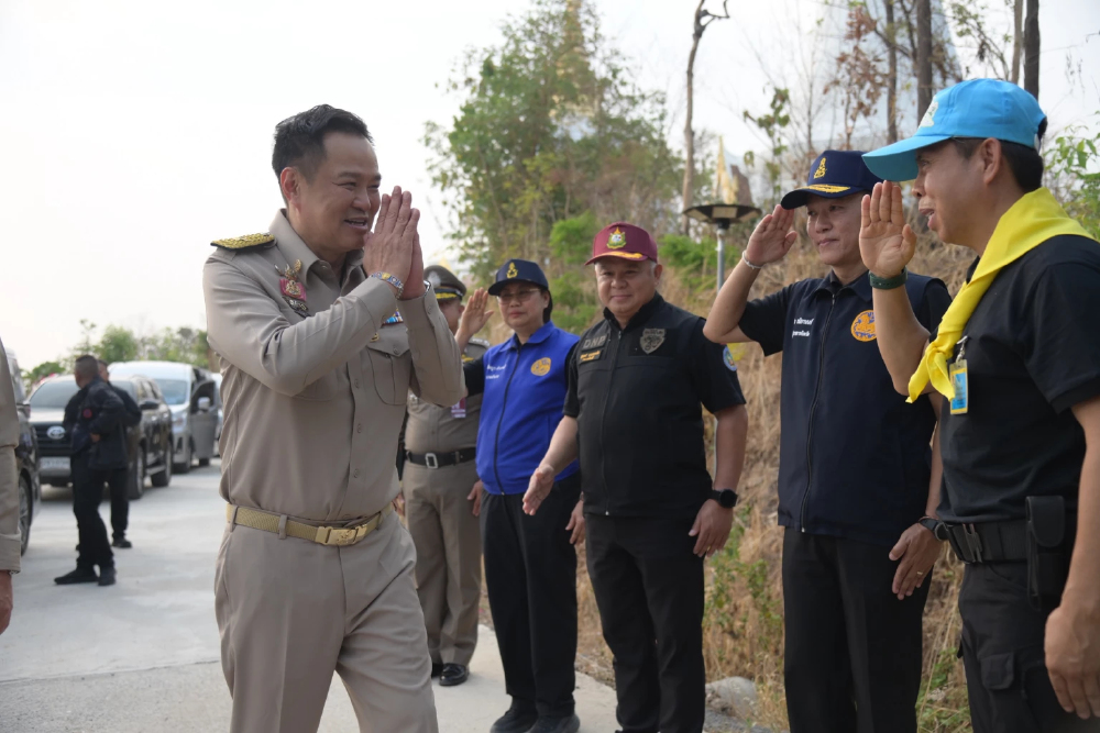 นายกฯขอบคุณ จนท.ภารกิจดับไฟป่า-แก้ฝุ่นพิษ ขอให้ระวังตัวสูงสุด