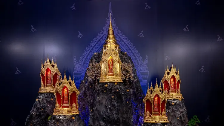 เสริมสิริมงคลรับ 'สงกรานต์ 2569' สรงน้ำพระบรมสารีริกธาตุ 5 พระองค์
