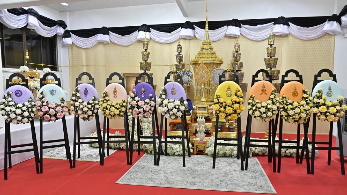 ในหลวง พระราชทานน้ำหลวงสรงศพ 'พระพรหมวชิรสุธี' เจ้าอาวาสวัดพระราม 9 กาญจนาภิเษก