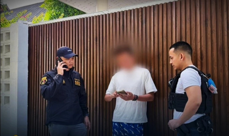 แก๊งพนันออนไลน์หมื่นล้าน บุกพูลวิลล่าหรูเมืองพัทยา รวบมาเฟีย