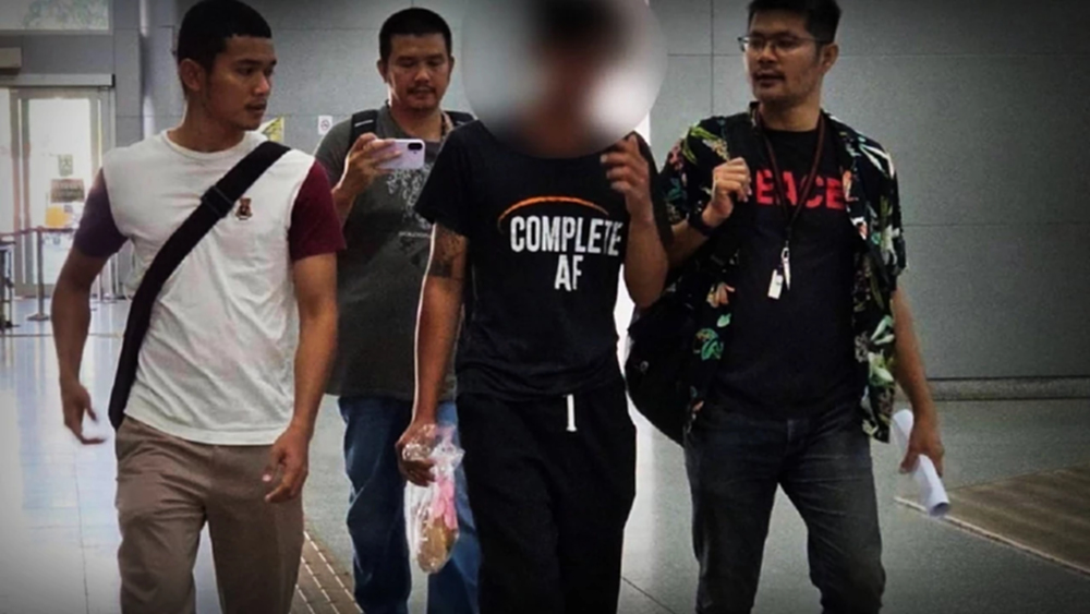 อ้างมีคดียาเสพติด-ฟอกเงิน หลอกเหยื่ออื้อโอนเงิน บุกจับหนุ่มแสบ