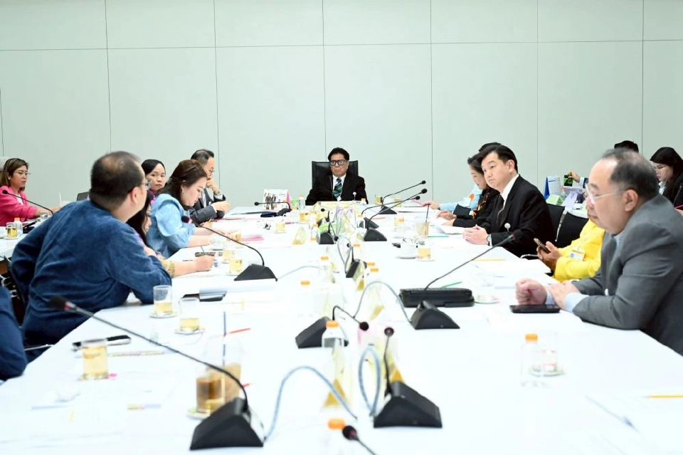 'กมธ.ศก.' สว. ชง 5 ข้อปรับโครงสร้างเก็บภาษี หวังแก้ขาดดุลการคลัง