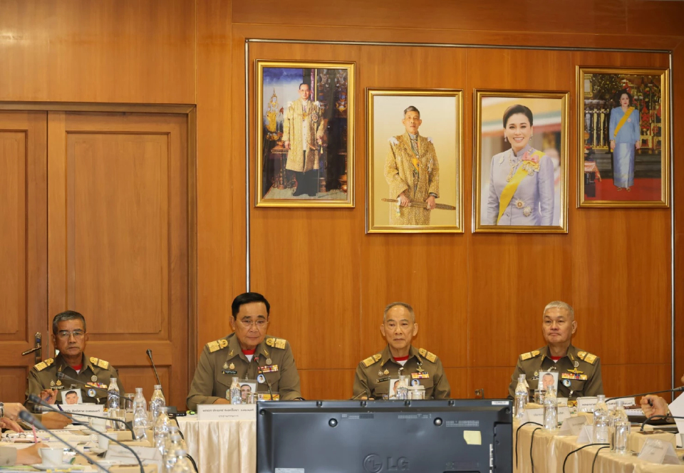 พล.อ.ประยุทธ์ ประธานประชุมโครงการพัฒนาอย่างยั่งยืนตามพระราชดำริ เดินหน้าโครงการพัฒนาบ้านน้ำรี จ.น่าน