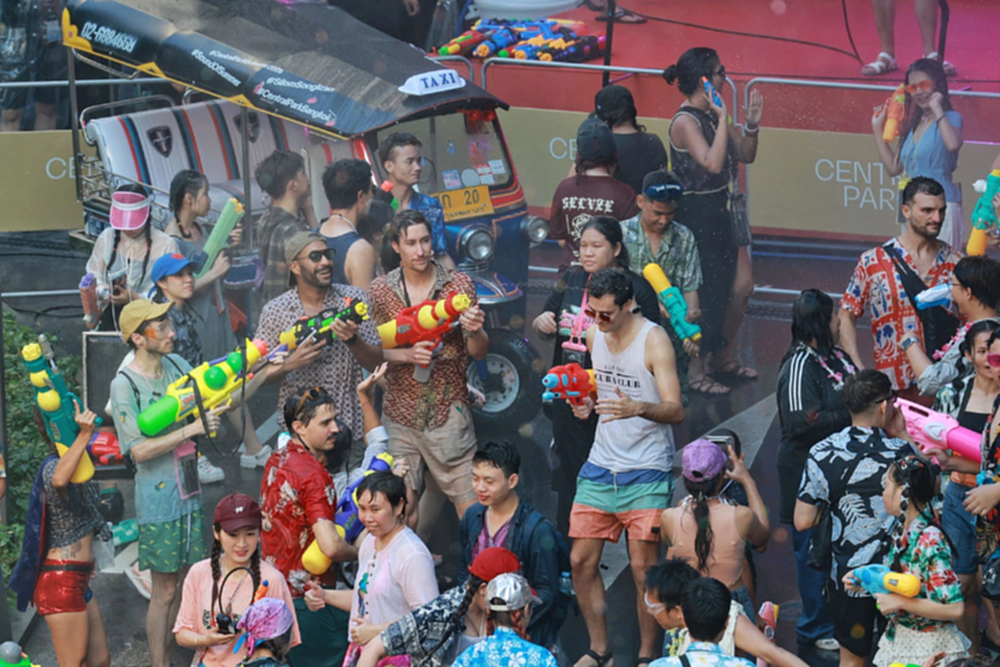 สงกรานต์-สงคราม ฉลองในภาวะไม่ปกติ