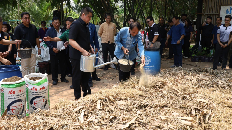 แก้ปัญหาราคาปุ๋ยแพง หนุนเกษตรกรผลิตปุ๋ยอินทรีย์ใช้เอง