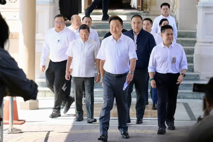 'นายกฯ' นำครม.ถกนัดแรก ขอบคุณรัฐมนตรีอภิปรายนโยบายรัฐบาลผ่านด้วยดี