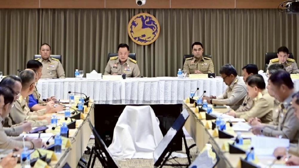 ‘อนุทิน’ สั่ง ผู้ว่าฯ อำนวยความสะดวก ปชช. ลงทะเบียน ‘ไทยช่วยไทย พลัส’