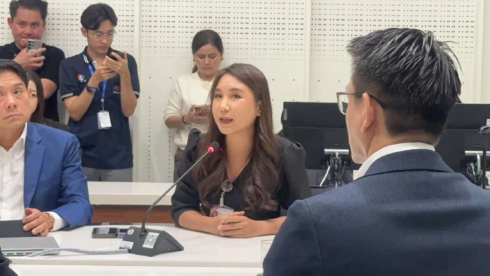 'ไหม' สวมบท รมต.เงาซัดรัฐบาลเลิกแจกสุ่ม ฟันธง มิ.ย.กู้มาแจกอีก