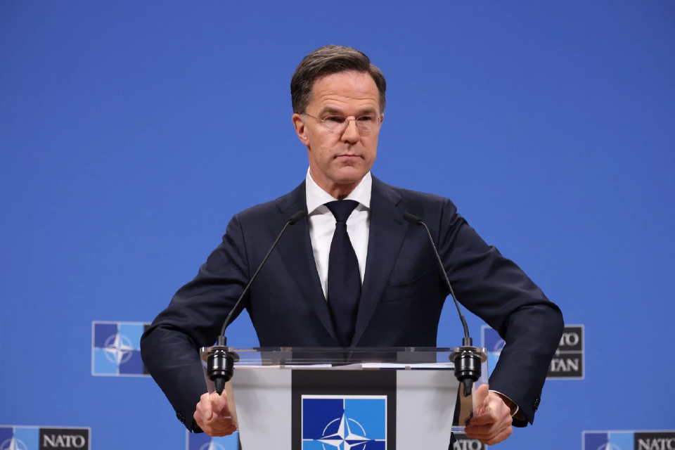 เลขาฯ นาโตเตรียมเยือนวอชิงตันสัปดาห์หน้าหลังทรัมป์ขู่ถอนตัว