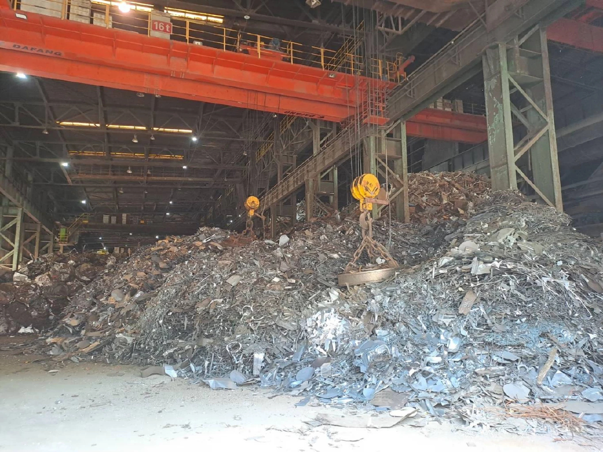 'กรมโรงงาน' สั่งปิดโรงงานเหล็กเถื่อน! ในนิคมฯ WHA ชลบุรี