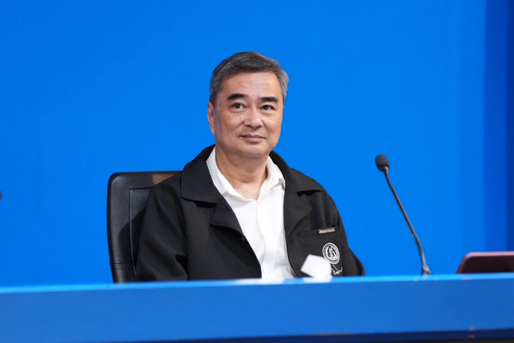 'อภิสิทธิ์' จี้ หาคนบงการลอบยิงสส. มองเรื่องดี ตั้งคณะพูดคุย