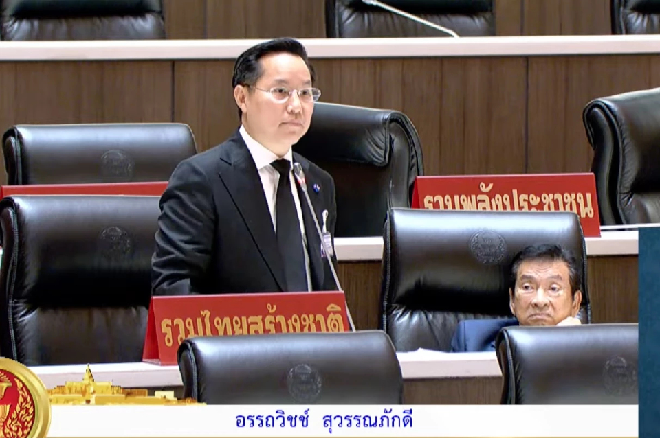 อรรถวิชช์ แนะ 'รัฐบาล' กำหนดราคาน้ำมันปลายทาง แก้น้ำมันแพง