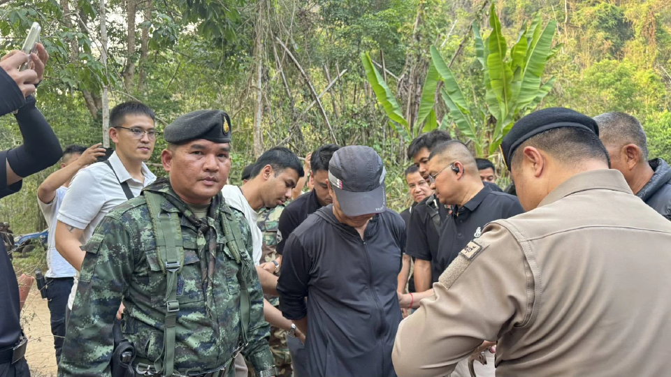 จับแล้วมือยิง 'สส.กมลศักดิ์' ฉก.ลาดหญ้า ร.29 ส่งตัว 'ร.อ.วิโรจน์' ดำเนินคดี