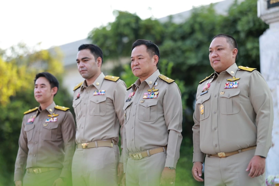 มท.1 แบ่งงาน รมช. 'พลพีร์' ดูกรมที่ดิน 'เจเศรษฐ์' ปภ. 'วรศิษฎ์' สถ.