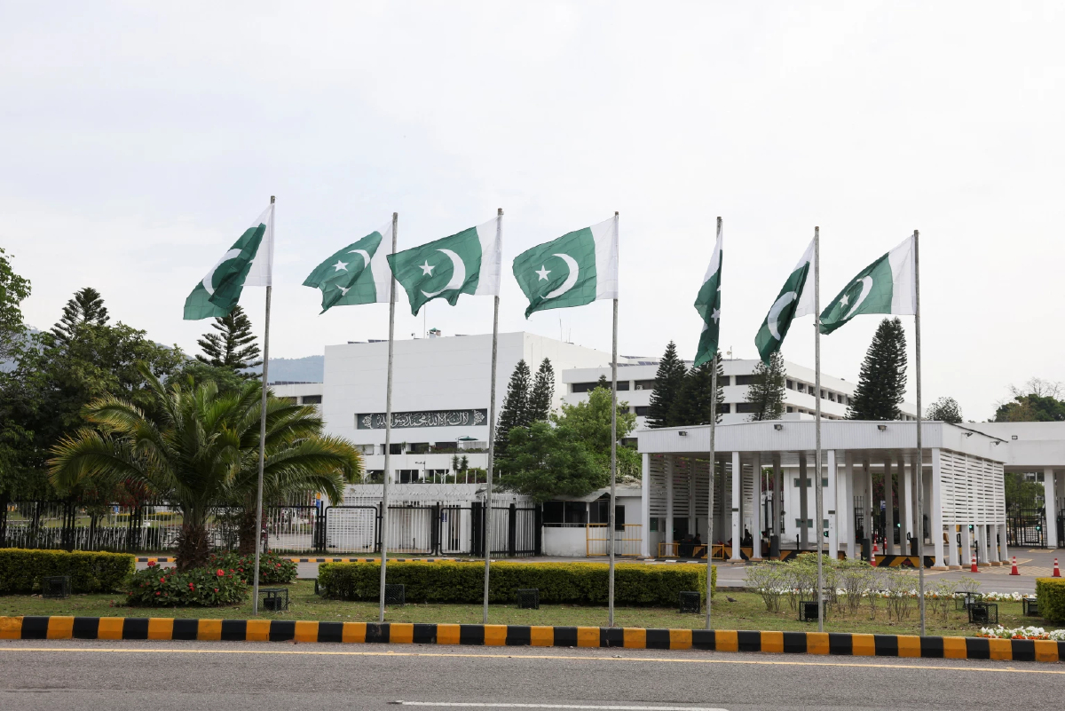 ชมภาพชุด ‘สหรัฐ-อิหร่าน’ เตรียมเจรจาที่กรุงอิสลามาบัด