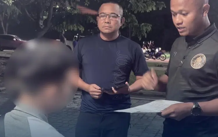 โกง 70 คดี หลอกโอนเงิน 21 ล้าน บุกจับพนักงานบริษัทที่ระยอง