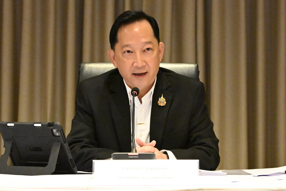 มท.ถกปัญหานอมินี 'ต่างด้าว' ครอบงำธุรกิจไทย ชง กก.ระดับชาติแก้