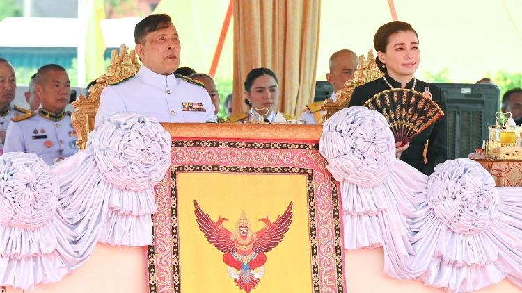 ในหลวง-ราชินี เสด็จพระราชพิธีแรกนาขวัญ วันพืชมงคล 2569