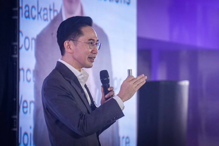 ‘ยศชนัน’ ดันไทยสู่ประเทศรายได้สูง ชี้ แก้คอร์รัปชัน 100 ปีไม่จบ หากคนยังจน