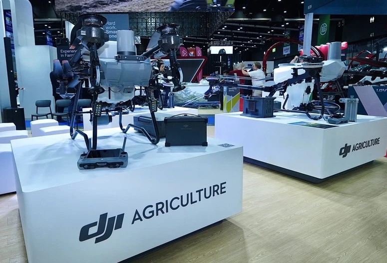 ก้าวล้ำไปอีกขั้น! DJI เปิดตัวโดรนเรือธง “Agras T55 & T100” แบตคู่ ใช้งานง่าย ปลอดภัย