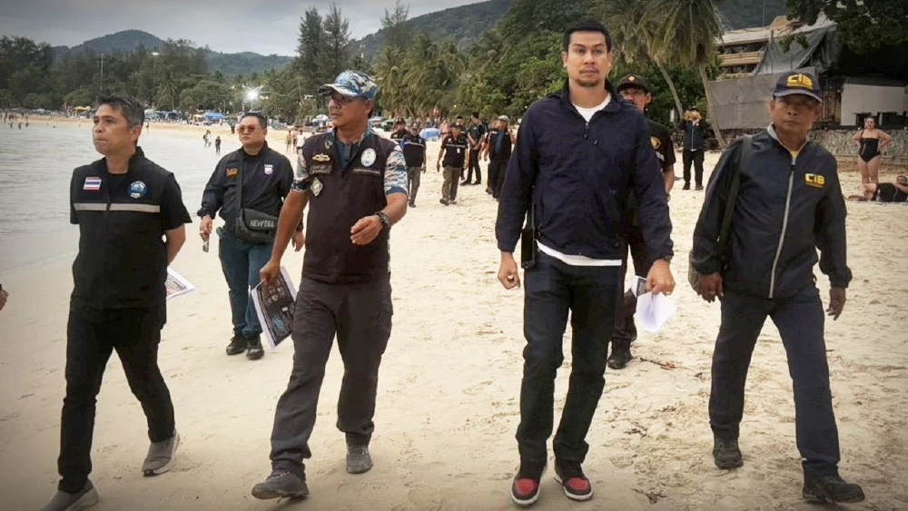 ลุยลงพื้นที่หาดกะตะ นักท่องเที่ยวจีน ยิงปลานกแก้ว ว่อนโซเชียล